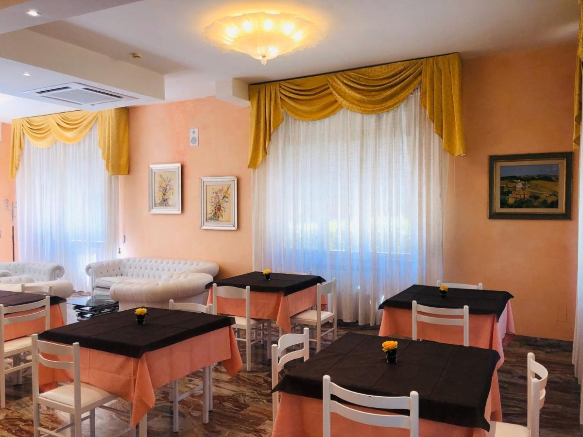 Sant'Albino Hotel Marvin מראה חיצוני תמונה