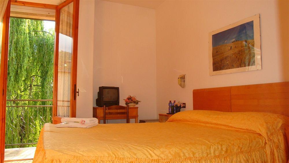 Sant'Albino Hotel Marvin מראה חיצוני תמונה