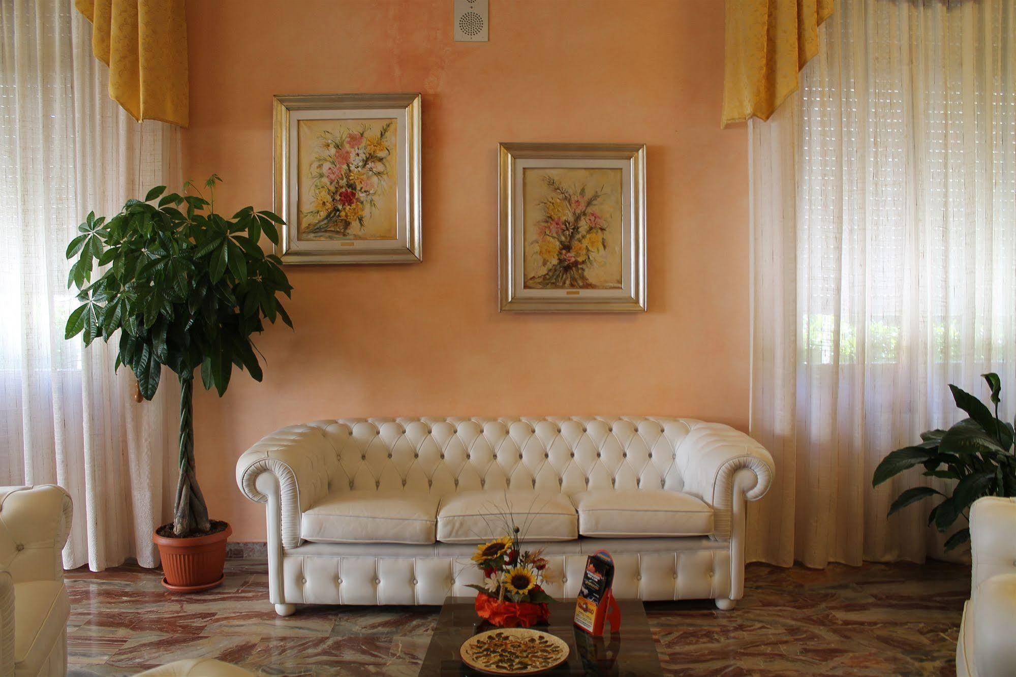 Sant'Albino Hotel Marvin מראה חיצוני תמונה