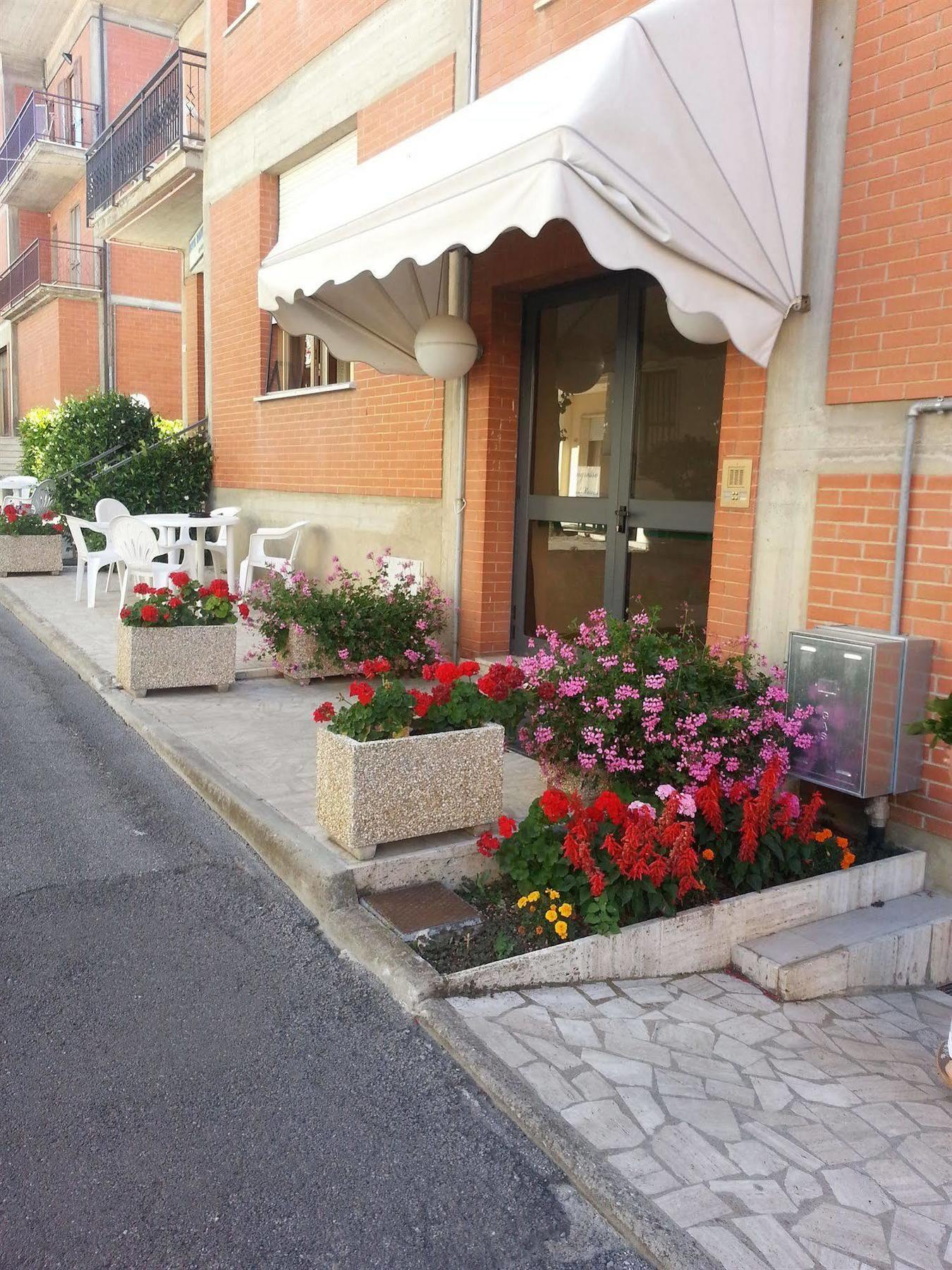 Sant'Albino Hotel Marvin מראה חיצוני תמונה